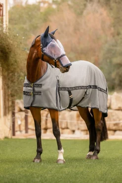 * Paso Fino Hyonteisloimi Uv-Suojalla