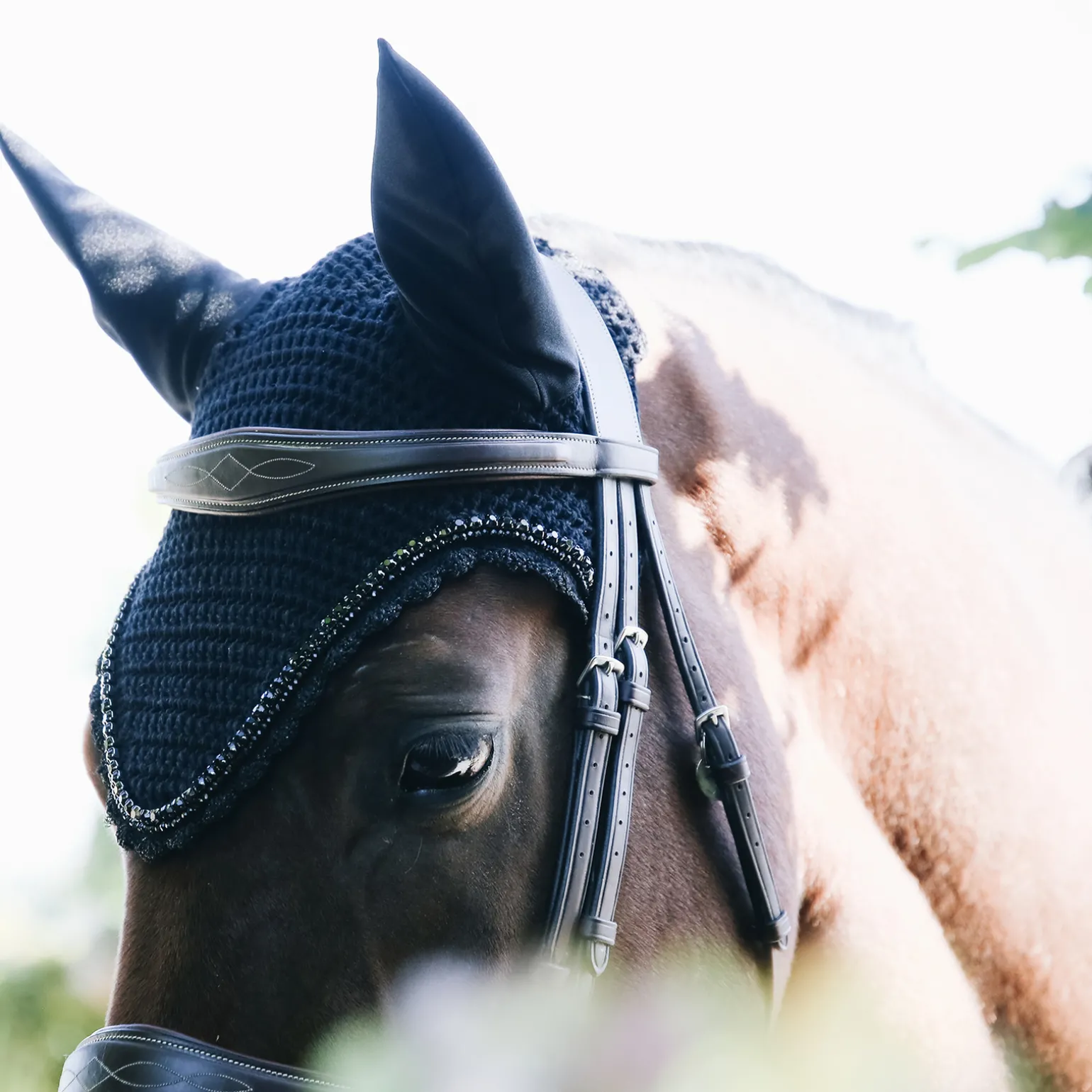 Kentucky Horsewear Korvahuppu Timanteilla Ja Helmilla, Pitka Malli